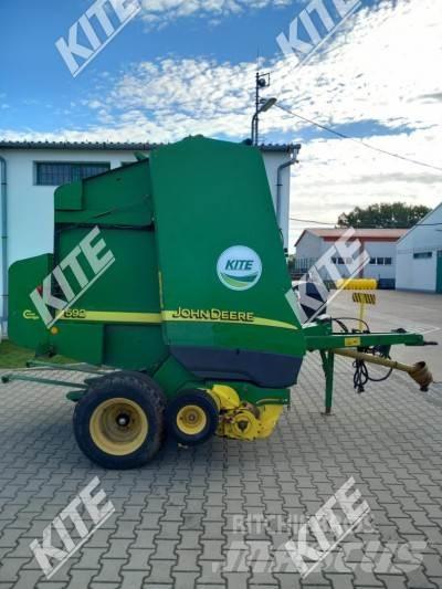 John Deere 592 Rundballe-pressere