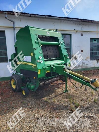 John Deere 852 Rundballe-pressere