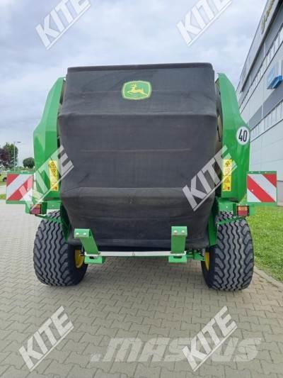 John Deere V451R Rundballe-pressere