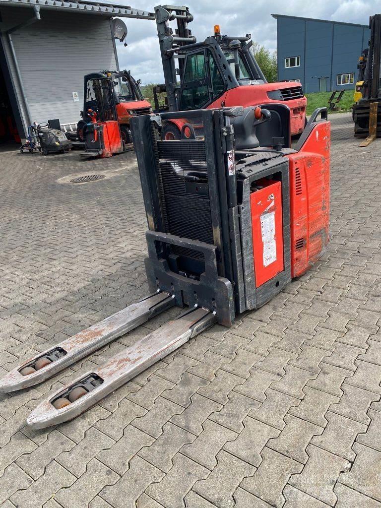 Linde D 12 SP Gaffelstabler med gående fører