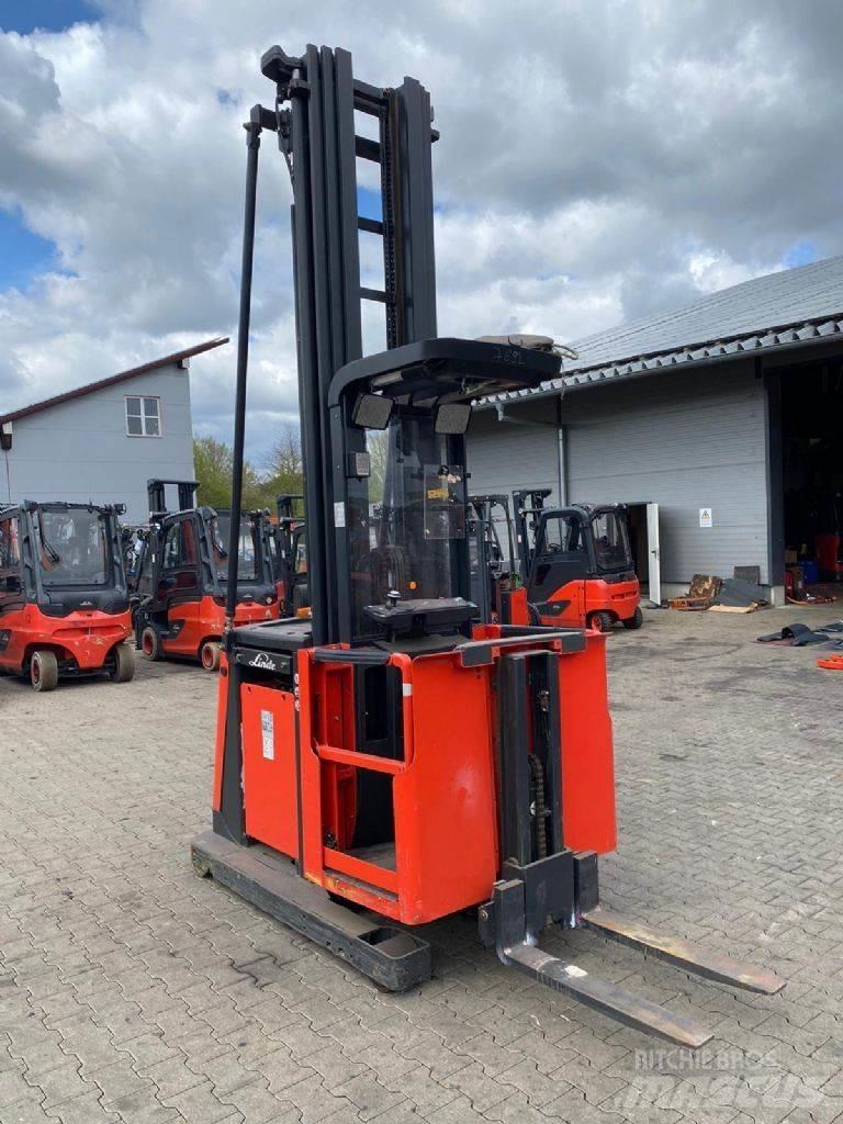 Linde V 12-02 Plukketruck, høj