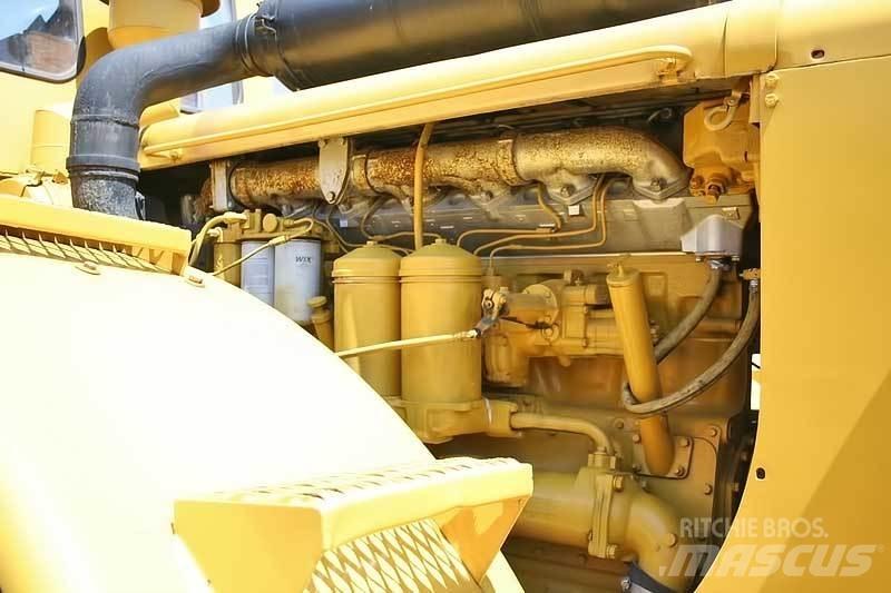 CAT 824B Bulldozer
