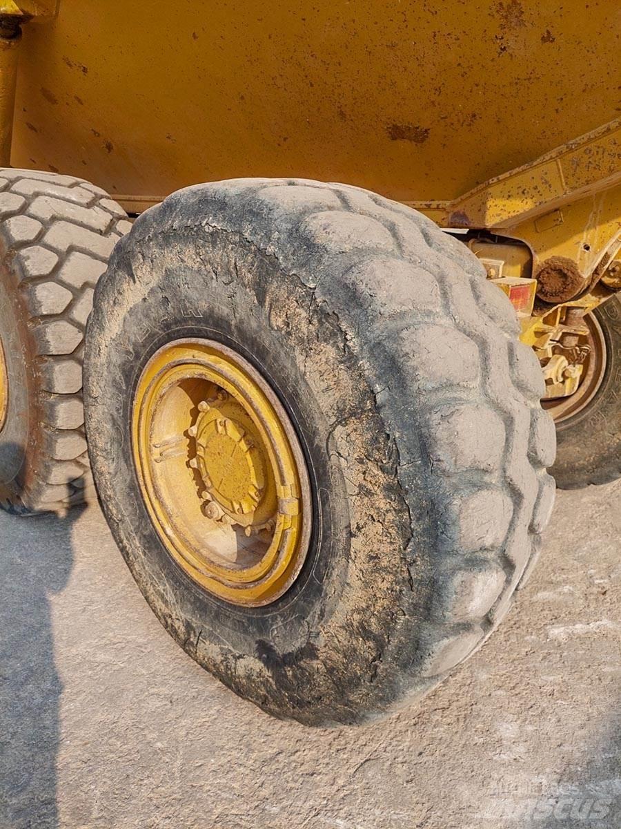 CAT D250E Terrængående lastbiler