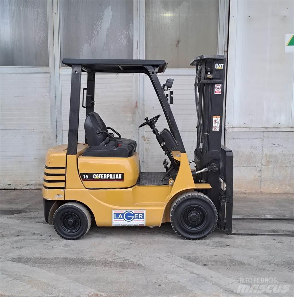 CAT DP15 Diesel gaffeltrucks