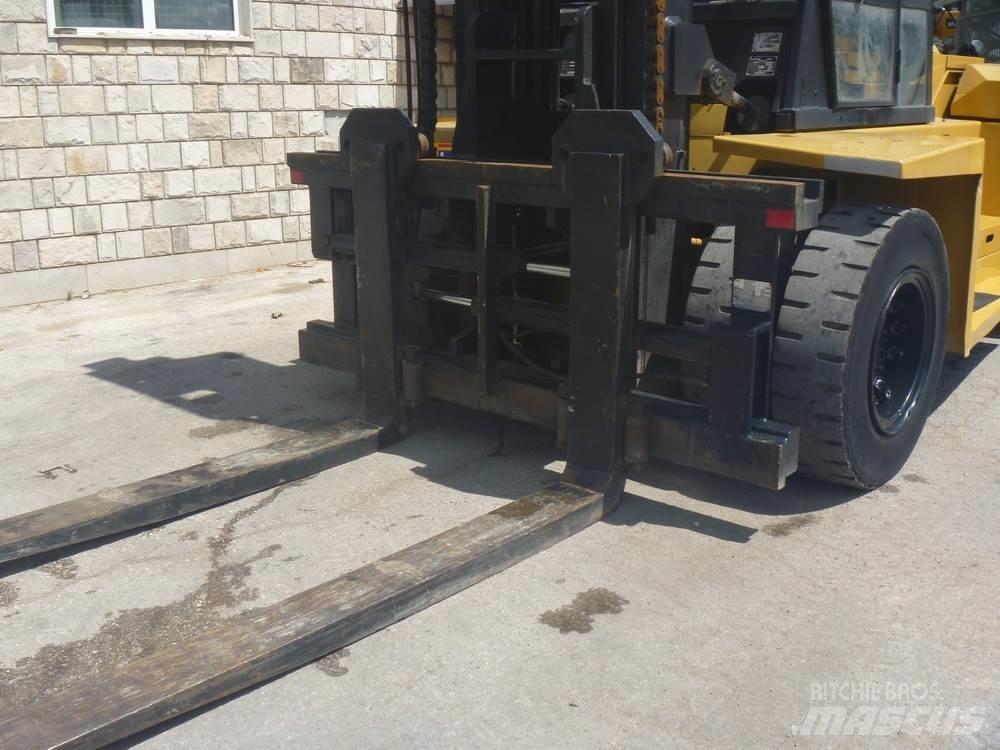 CAT DP150 Diesel gaffeltrucks