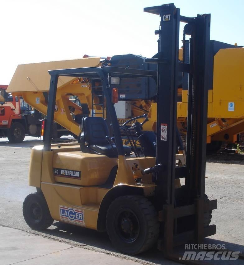 CAT DP20 Diesel gaffeltrucks