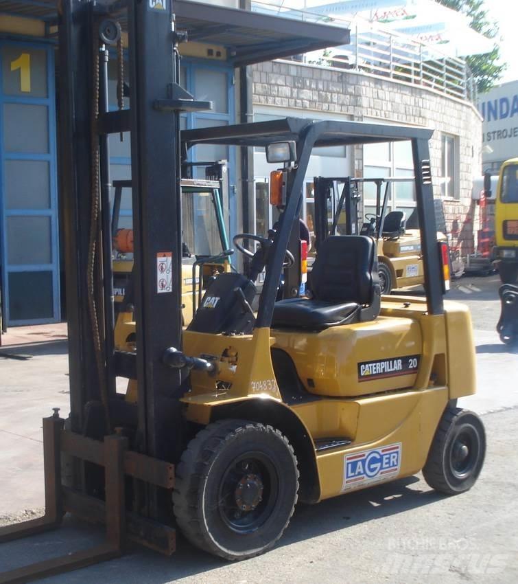 CAT DP20 Diesel gaffeltrucks