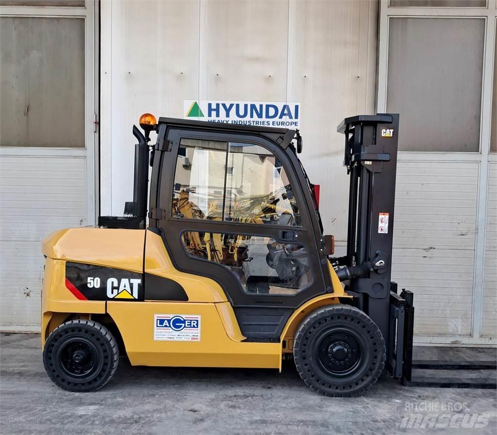 CAT DP50N Diesel gaffeltrucks