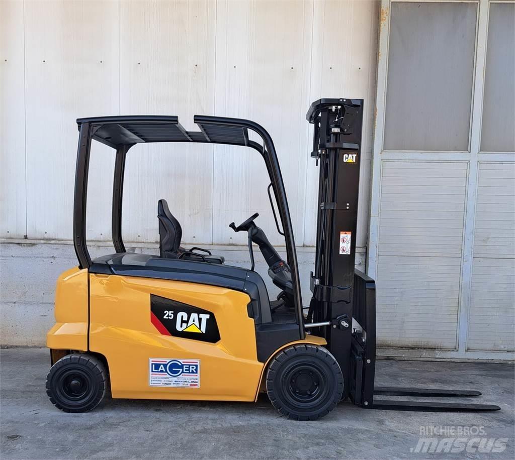 CAT EP25N El gaffeltrucks