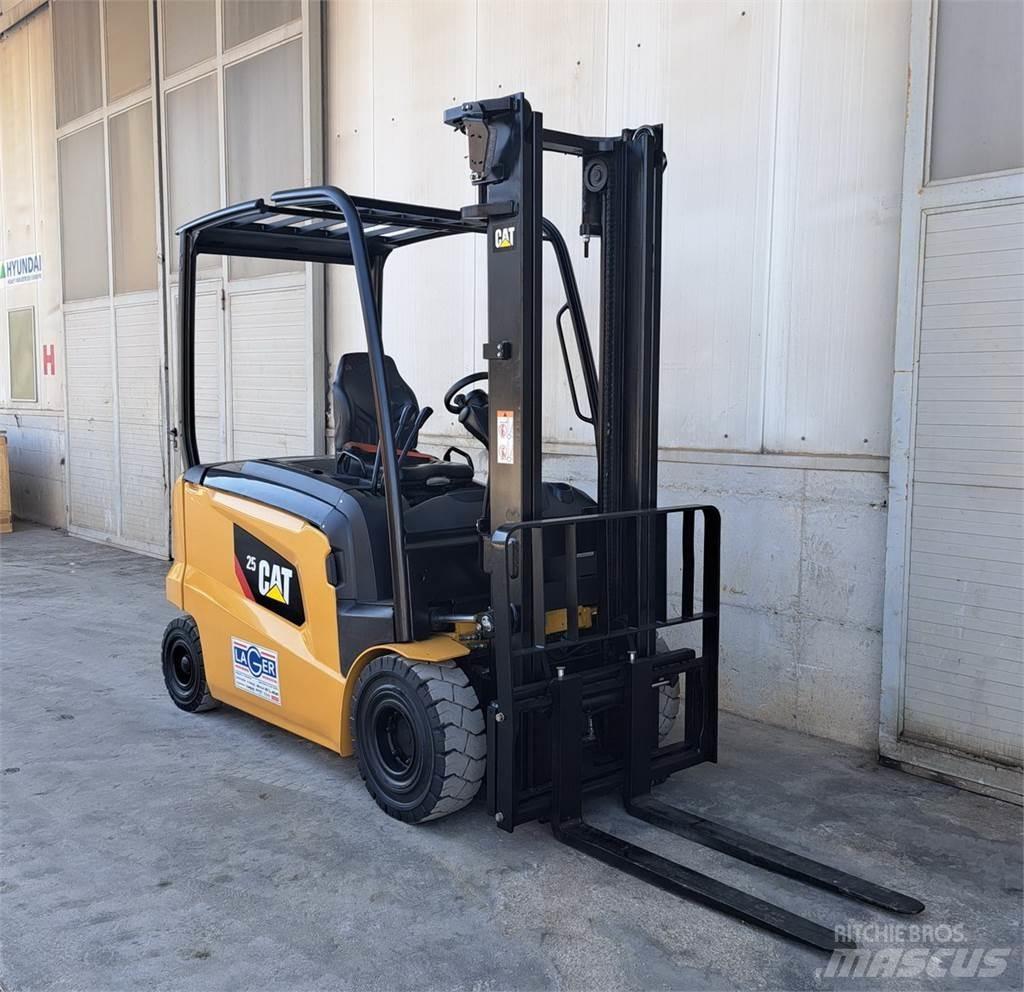 CAT EP25N El gaffeltrucks