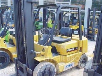 CAT GP20 Gaffeltrucks - andre
