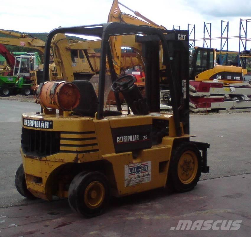 CAT GP25-2 LPG gaffeltrucks