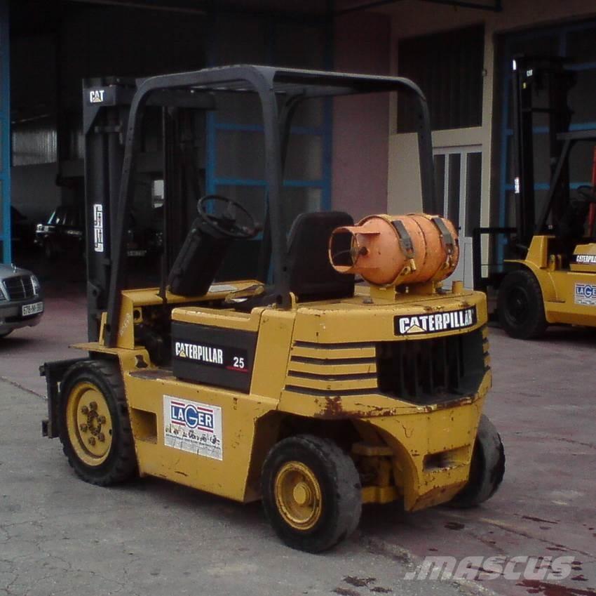 CAT GP25-2 LPG gaffeltrucks