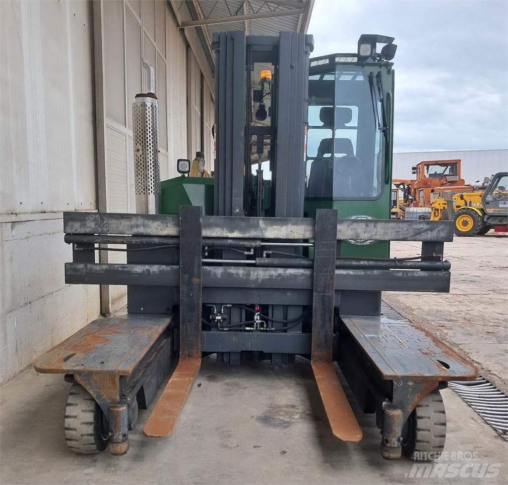Combilift C3000 LPG gaffeltrucks