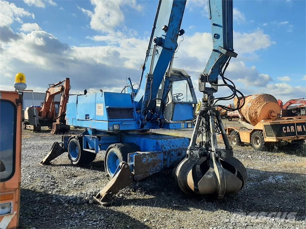 Fuchs F 713,3M Materialehåndteringsmaskiner