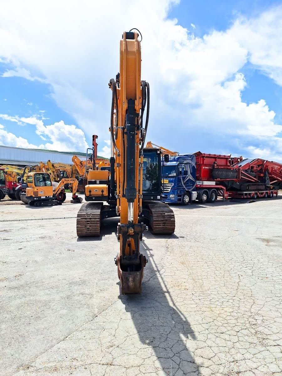 Hyundai HX220L Gravemaskiner på larvebånd