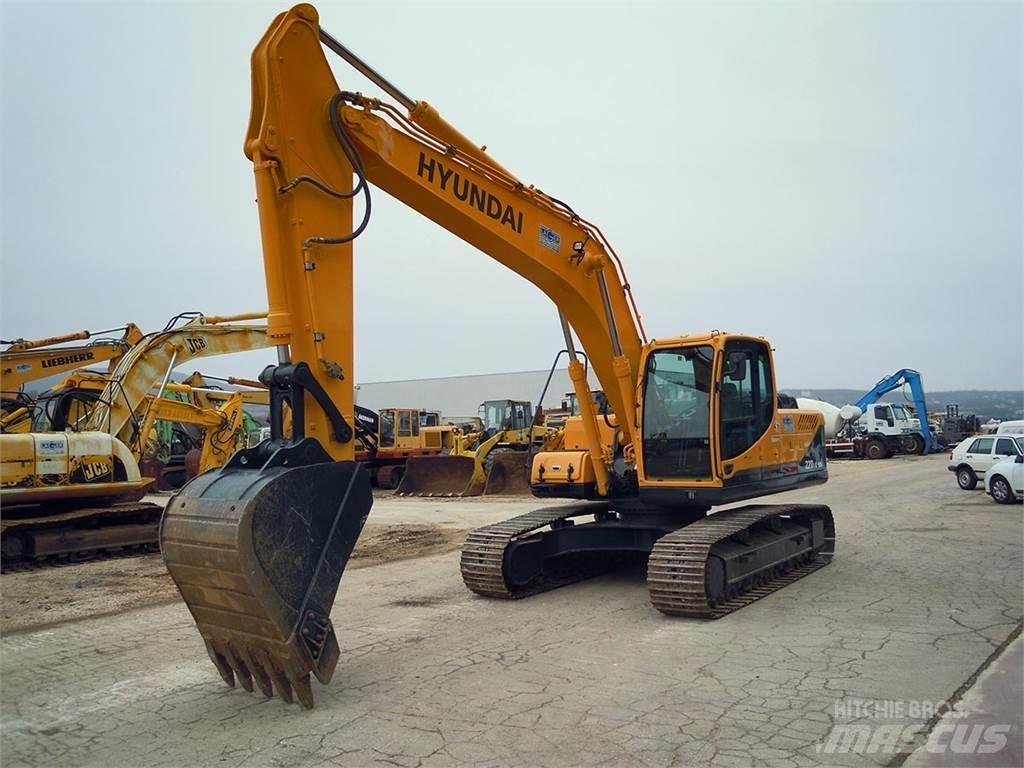 Hyundai R220LC-9S Gravemaskiner på larvebånd