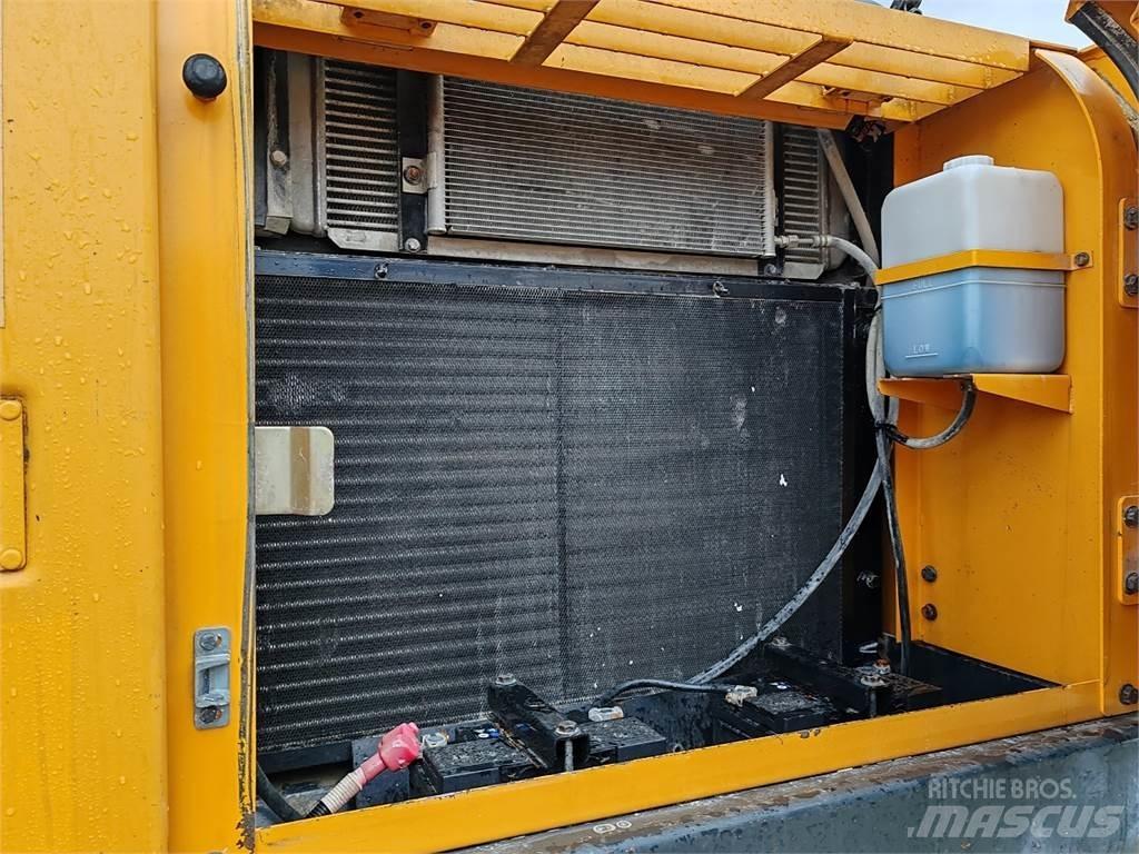 Hyundai R250NLC-7A Gravemaskiner på larvebånd