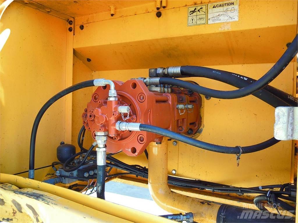 Hyundai R320NLC-7A Gravemaskiner på larvebånd