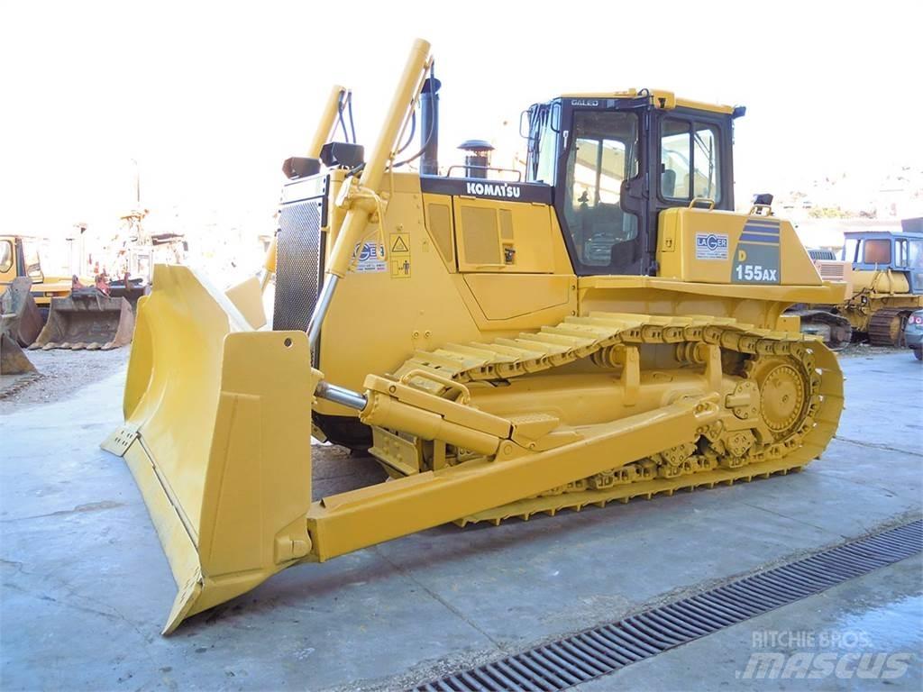 Komatsu D155AX-6 Bulldozer på larvebånd