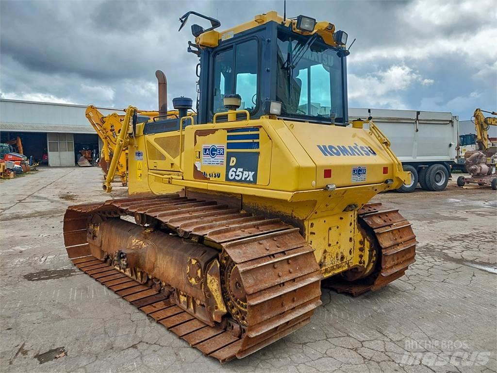 Komatsu D65PX-17 Bulldozer på larvebånd