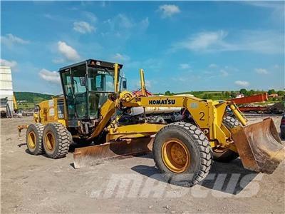 Komatsu GD655-3A Vejhøvle / Gradere