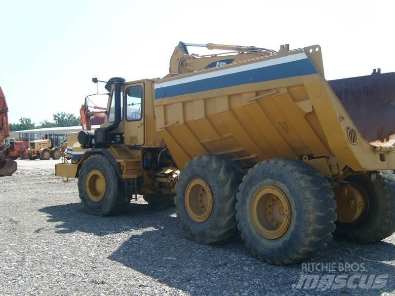 Komatsu HA270-3 Terrængående lastbiler