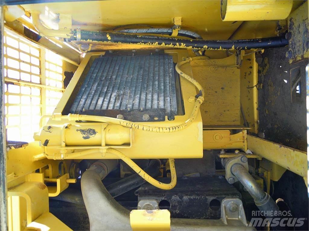 Komatsu PC340NLC-6K Gravemaskiner på larvebånd