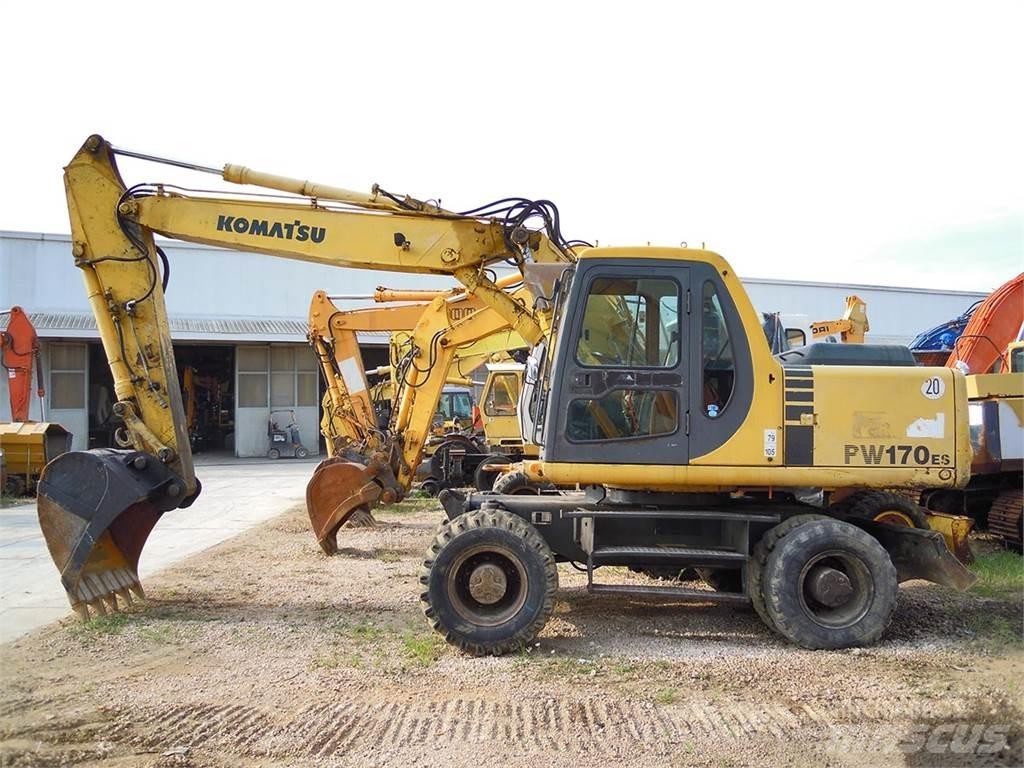 Komatsu PW170ES-6K Gravemaskiner på hjul