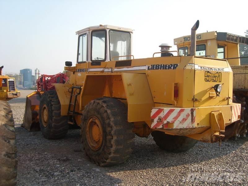 Liebherr L 551 Læssemaskiner på hjul