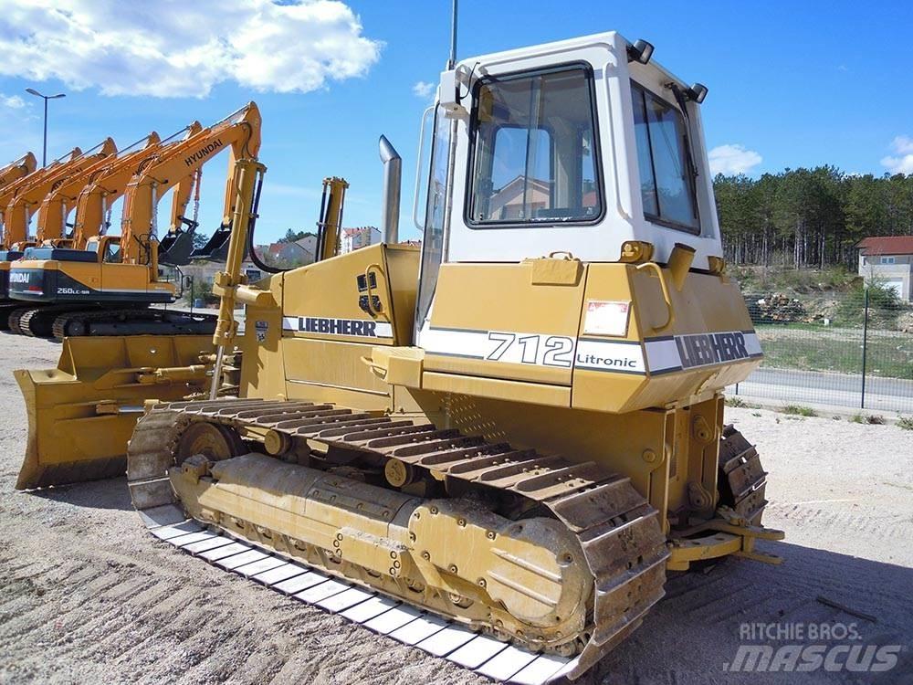 Liebherr PR 712M Bulldozer på larvebånd