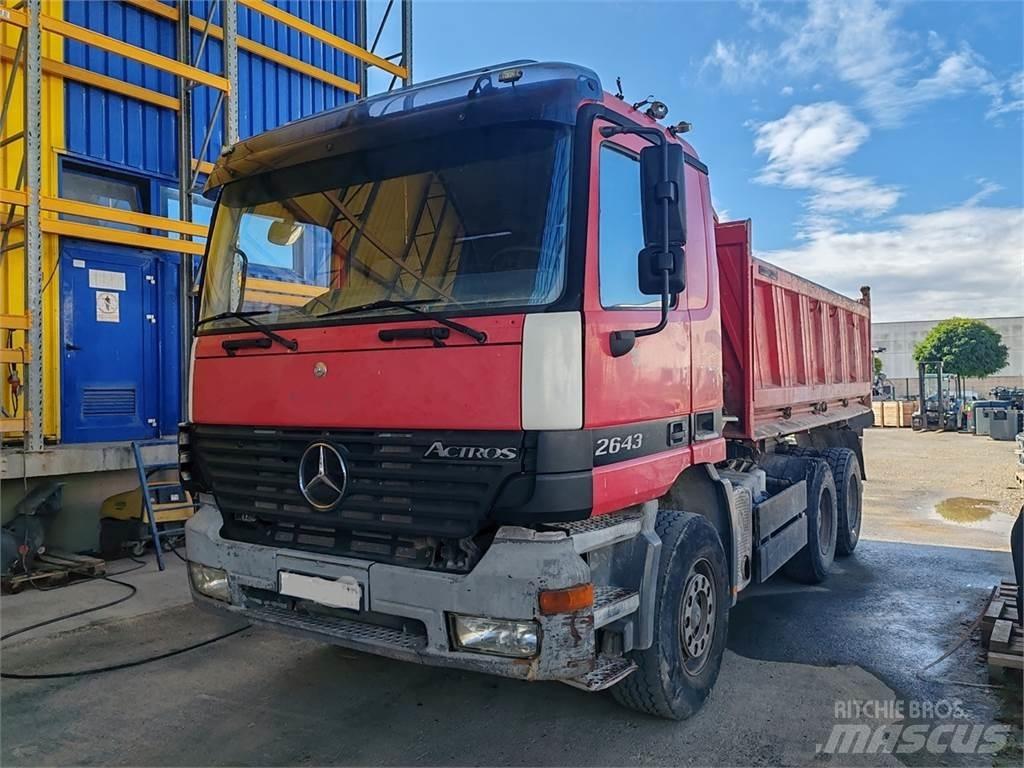 Mercedes-Benz Actros 2643 Lastbiler med tip