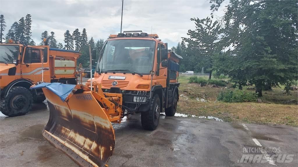 Mercedes-Benz Unimog U400 Forsvar/Miljø