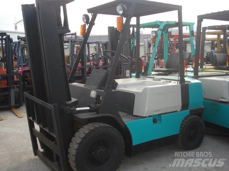 Mitsubishi FG25F17B Gaffeltrucks - andre