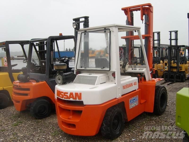 Nissan 40 Diesel gaffeltrucks