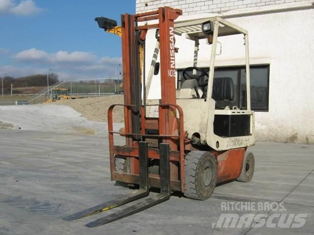 Nissan M01L15 El gaffeltrucks