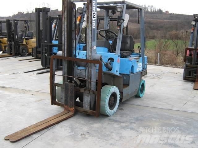 Nissan NJ01A15 LPG gaffeltrucks