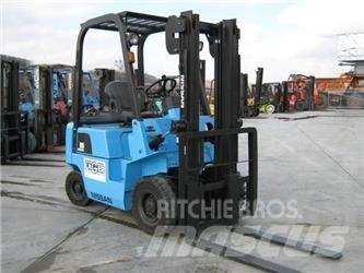 Nissan PJ01A15 LPG gaffeltrucks