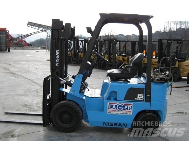 Nissan PJ01A15 LPG gaffeltrucks