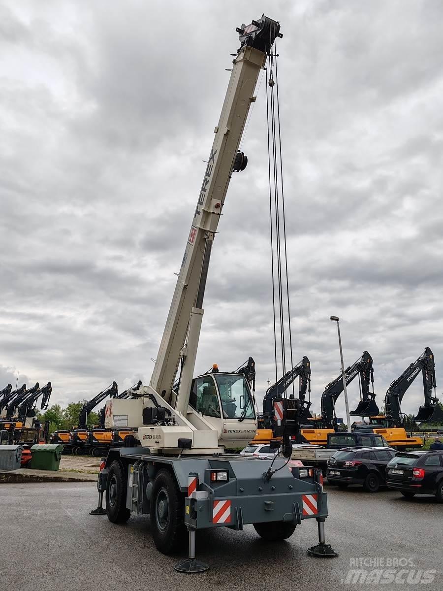 Terex RC30 Kraner til hårdt terræn