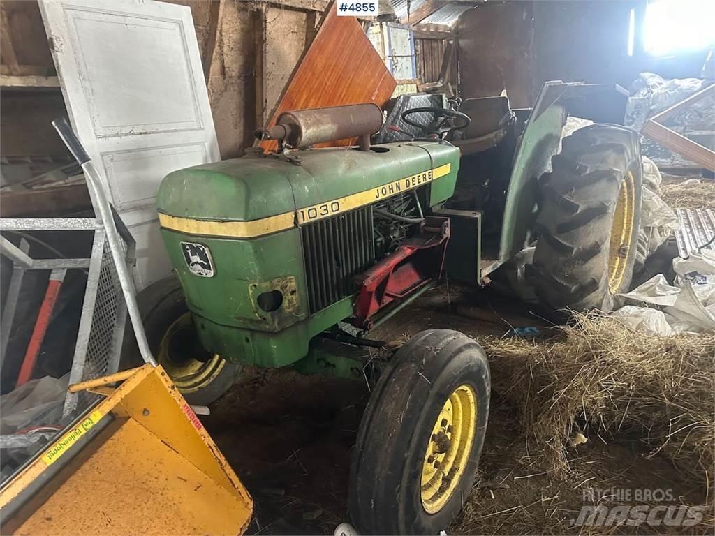 John Deere 1030 Traktorer