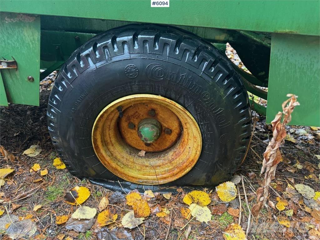 John Deere 332 Andet høstudstyr