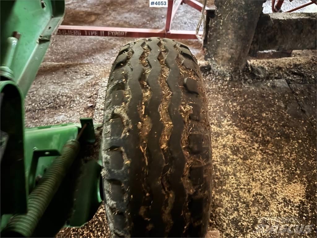 John Deere 545 Andet høstudstyr