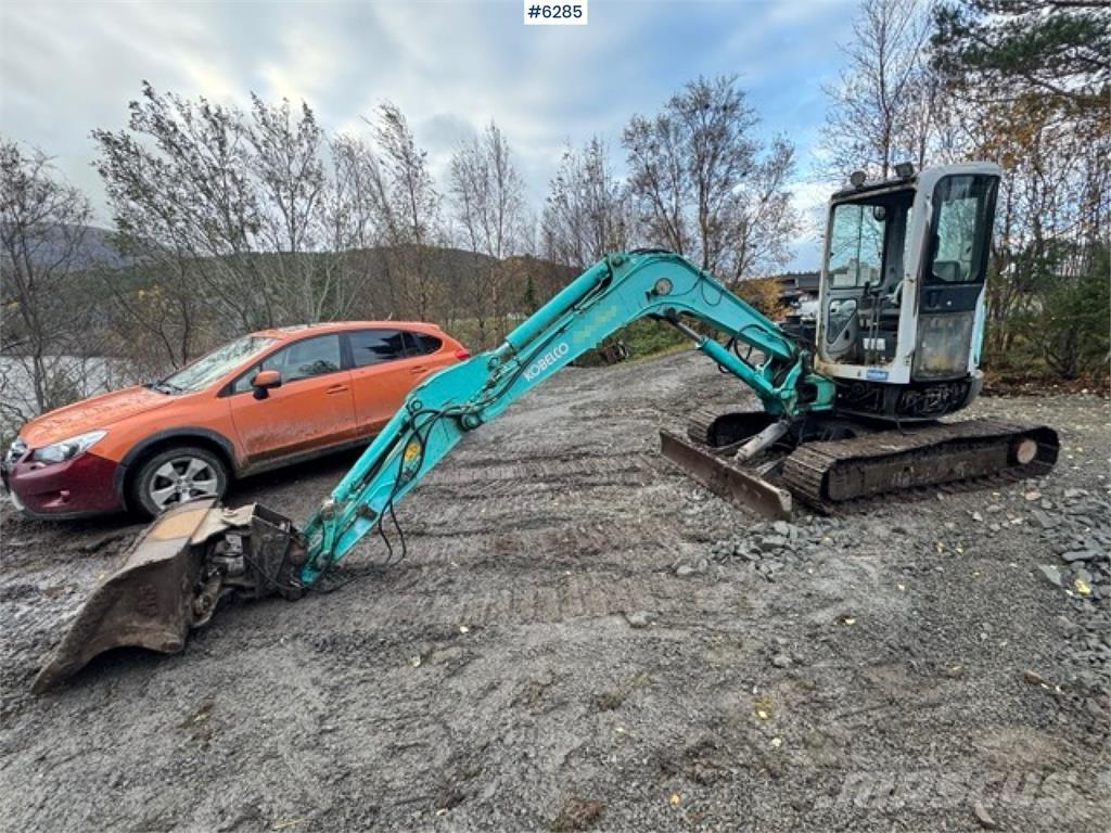 Kobelco SK45 Gravemaskiner på larvebånd