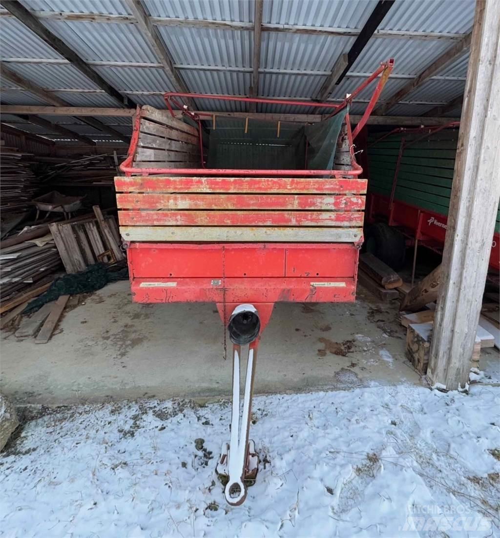 Kverneland UN7000 Fodervogne