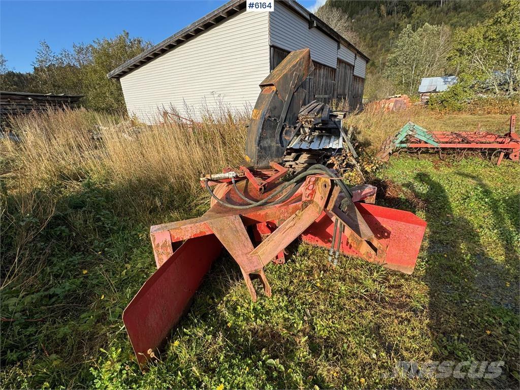  to-trinns Snøfres Sneskovle og -plove