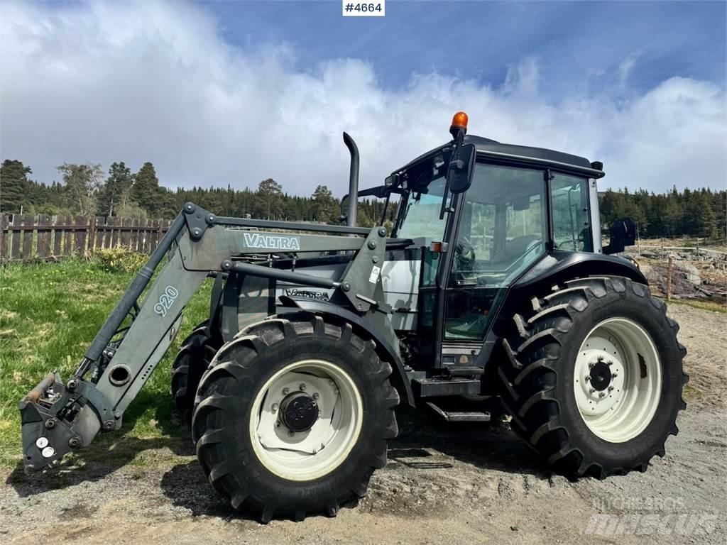 Valtra A85-4 Traktorer