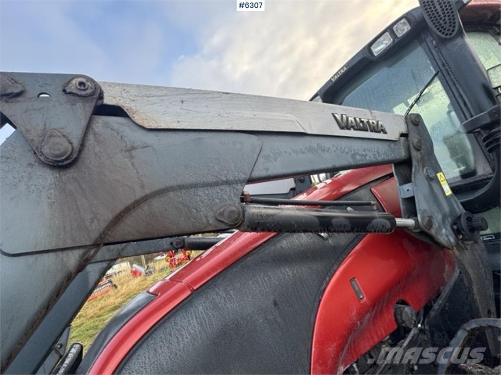 Valtra T190 Traktorer
