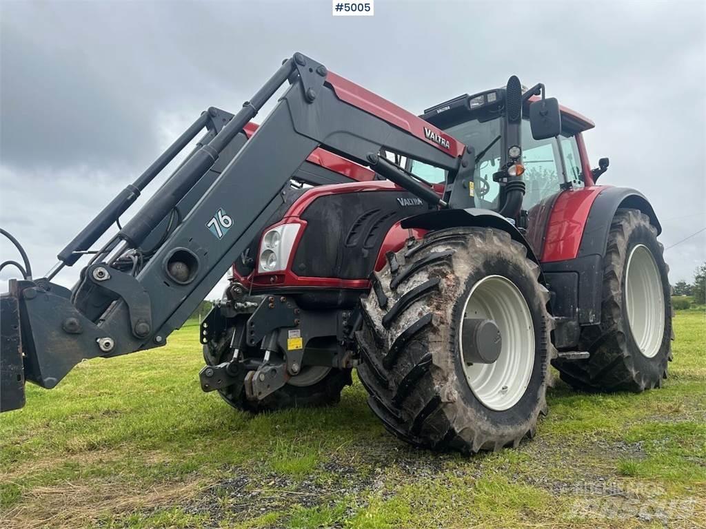 Valtra T213 Traktorer
