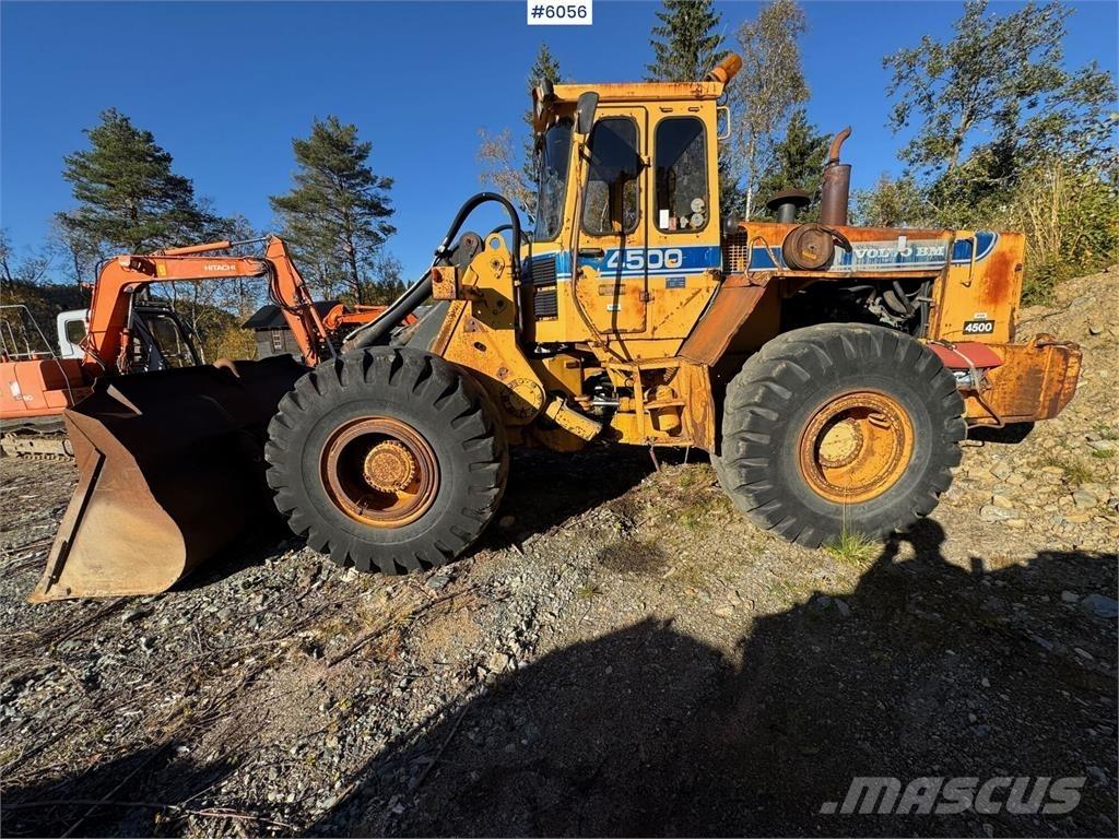 Volvo BM 4500 Læssemaskiner på hjul